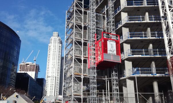 construction hoist specialist